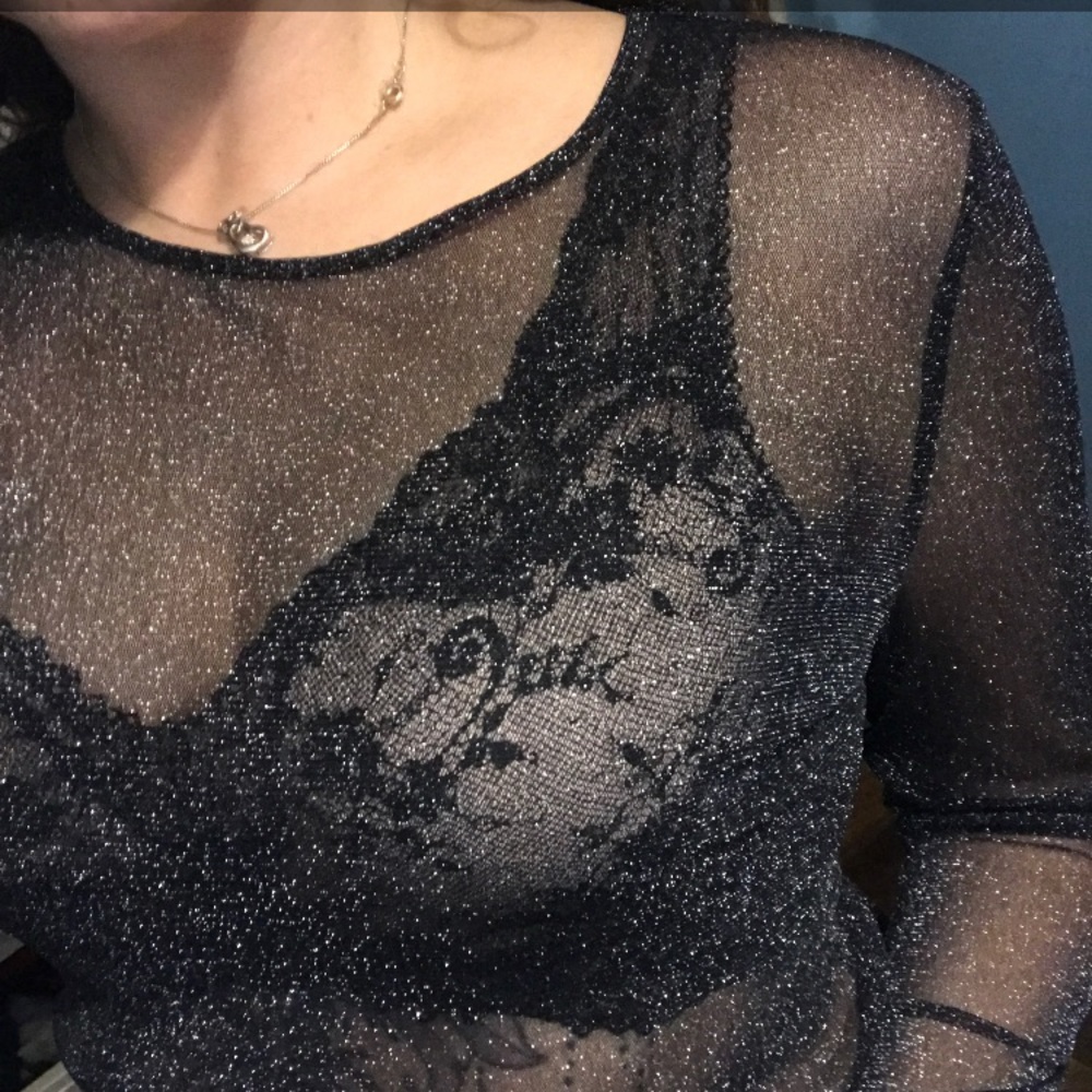 VS Sheer Too